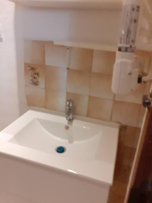 Appartement 2 Chambres A Lesigny Экстерьер фото
