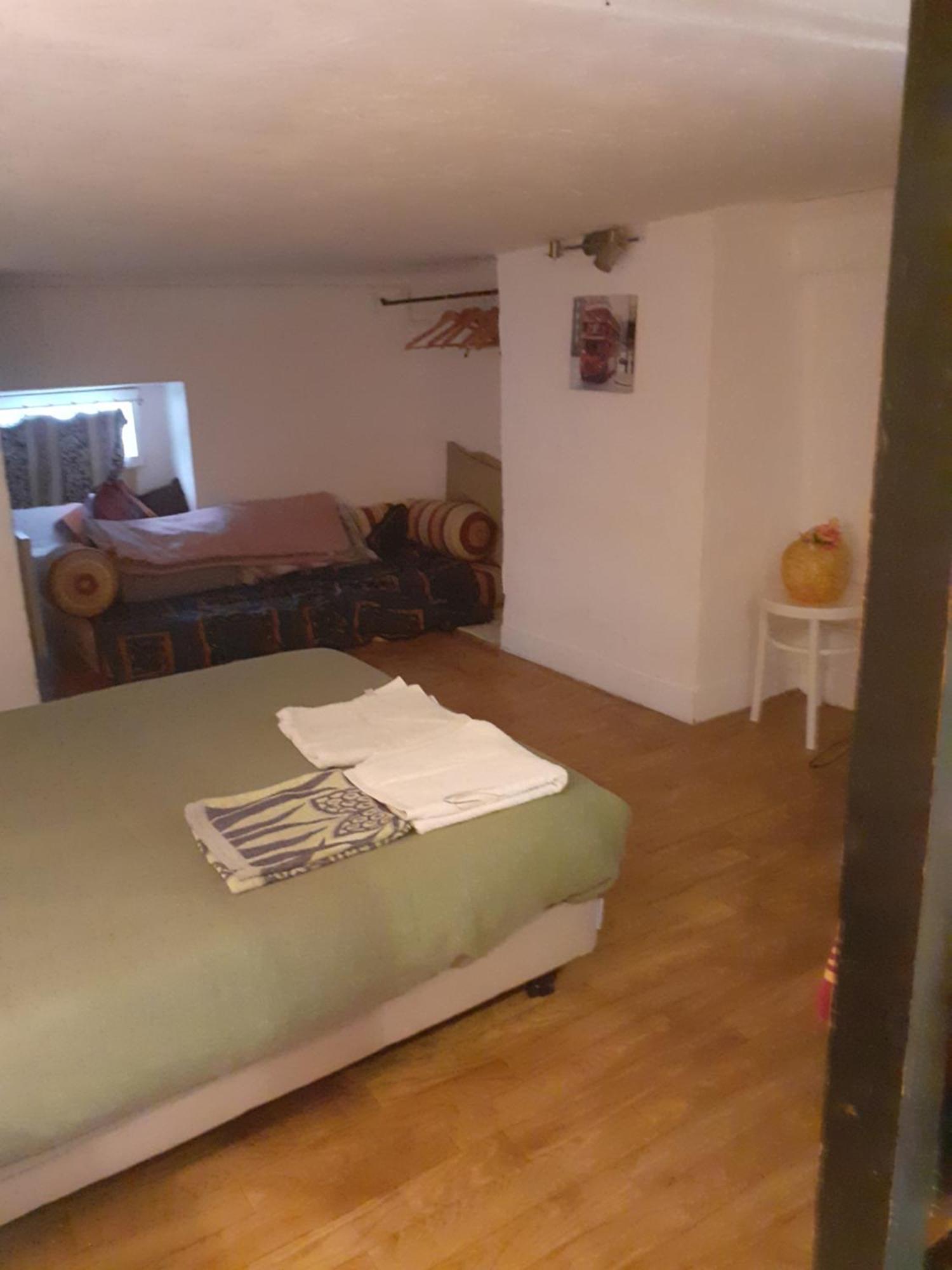Appartement 2 Chambres A Lesigny Номер фото